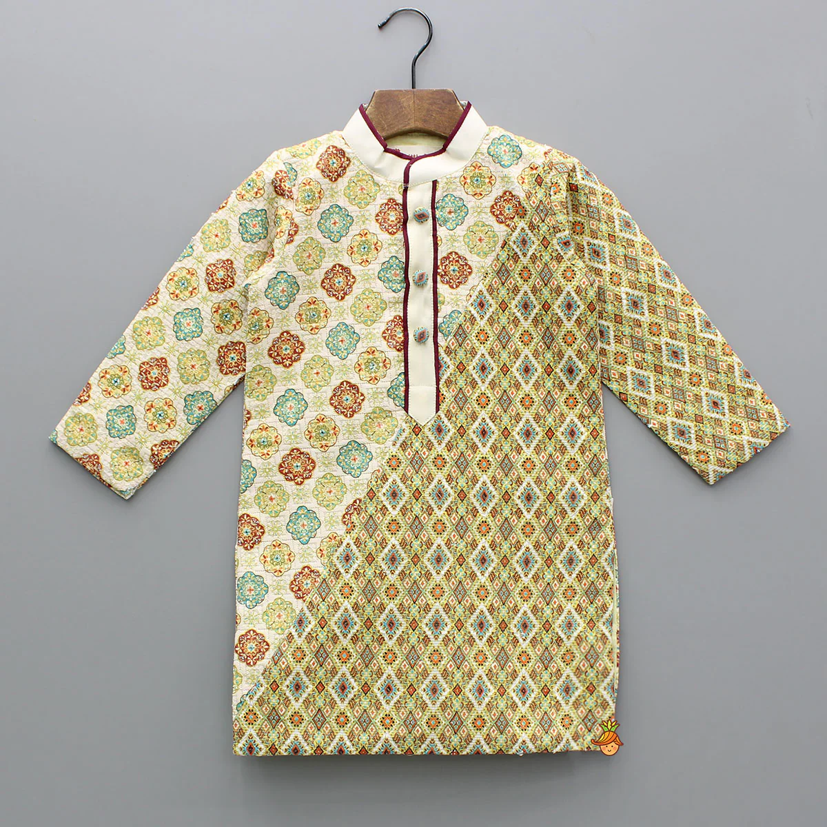 Multicolour Thread Embroidered Kurta And Cream Dhoti - Image 3