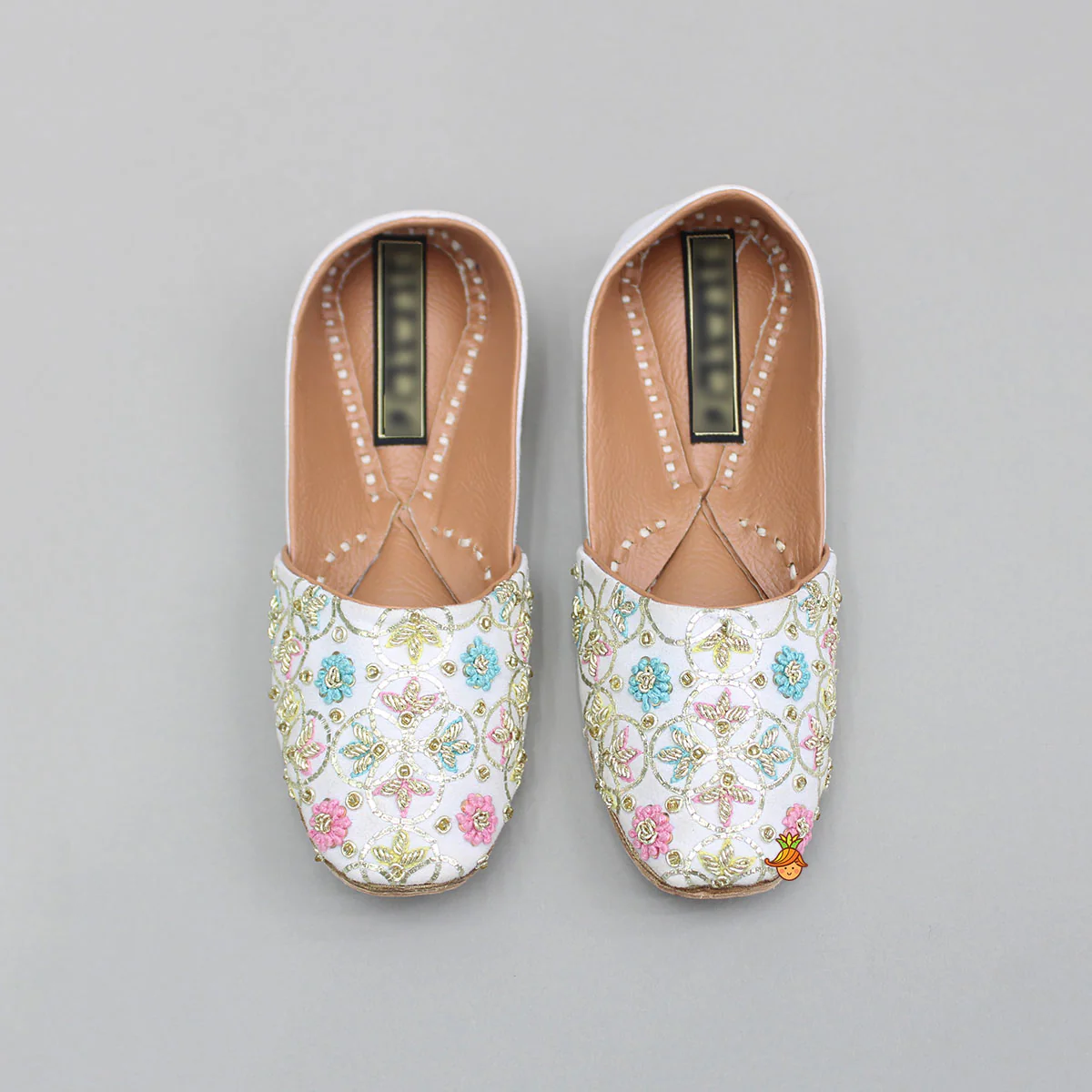 Multicoloured Embroidered Jutti - Image 3