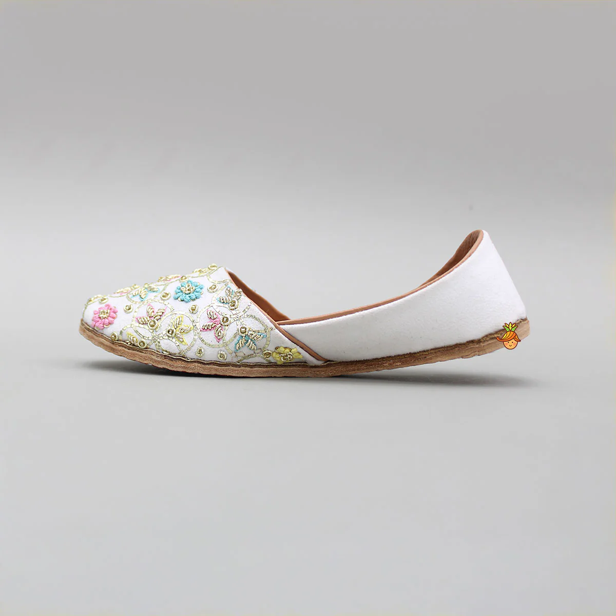 Multicoloured Embroidered Jutti - Image 5