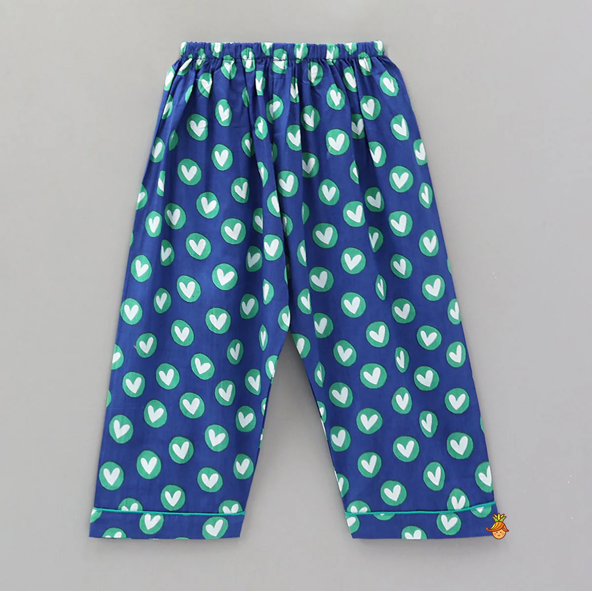 Notch Collar Heart-Printed Sleepwear - Image 4