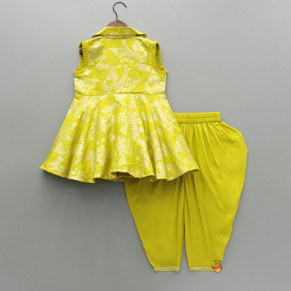 Notched Collar Green Top And Dhoti - Image 2
