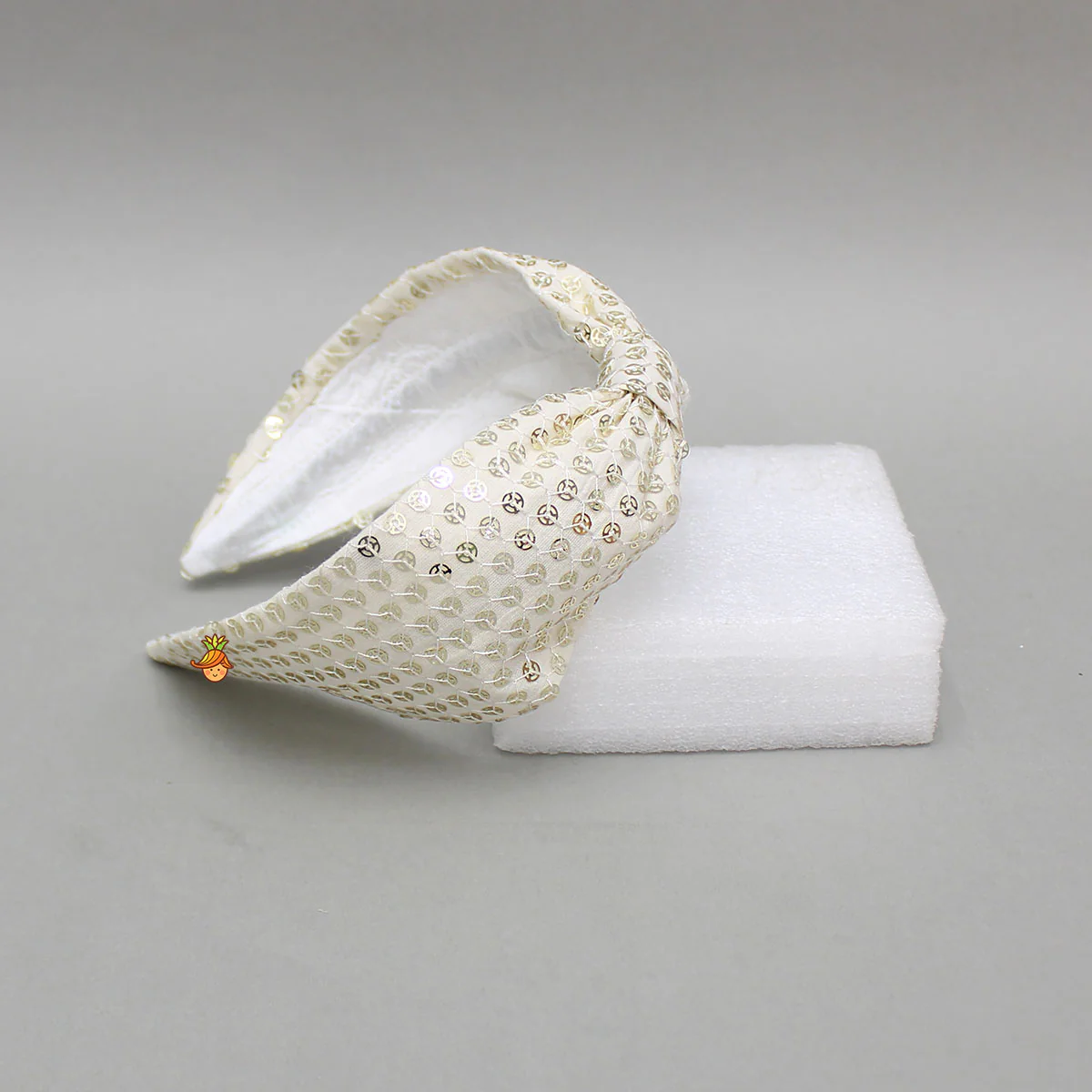 Off White Embroidered Hairband - Image 3