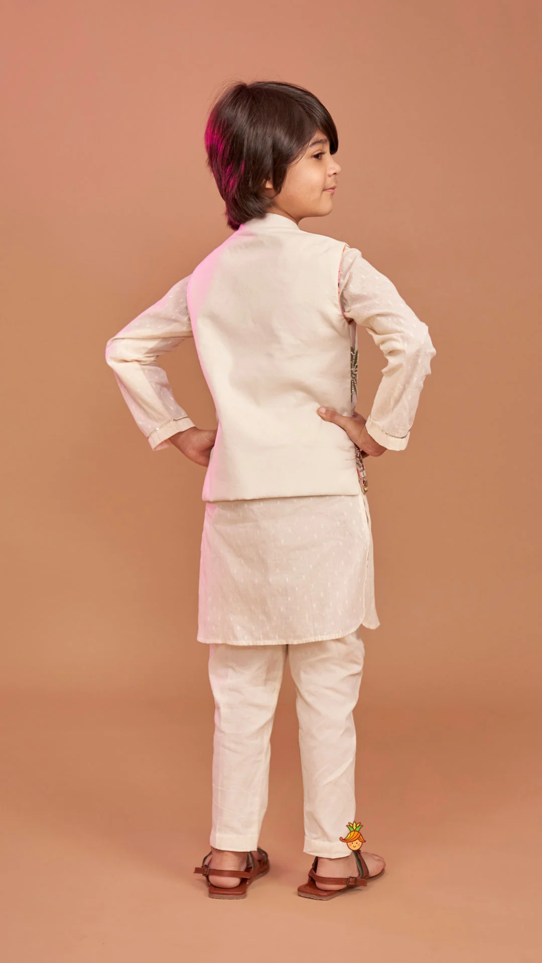 Off White Kurta With Beautiful Embroidered Jacket And Pyjama - Image 7