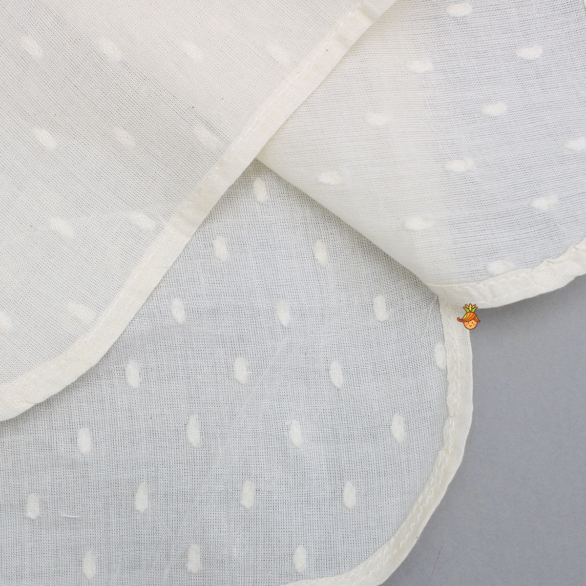Off White Kurta With Beautiful Embroidered Jacket And Pyjama - Image 8