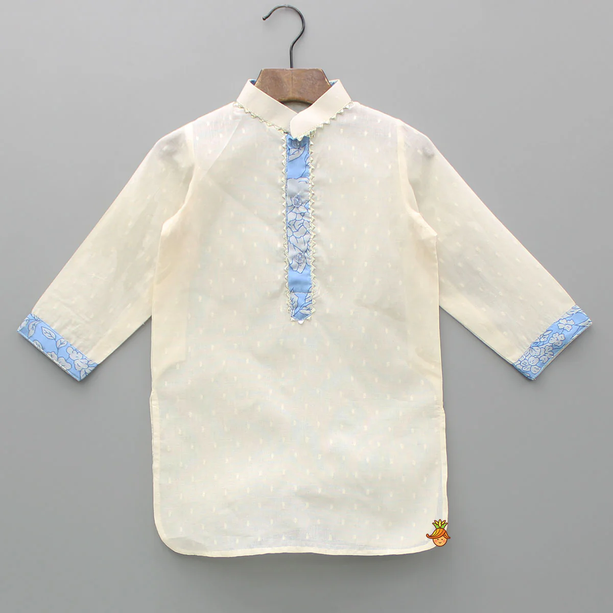 Off White Kurta With Embroidered Stylish Jacket And Pyjama - Image 4
