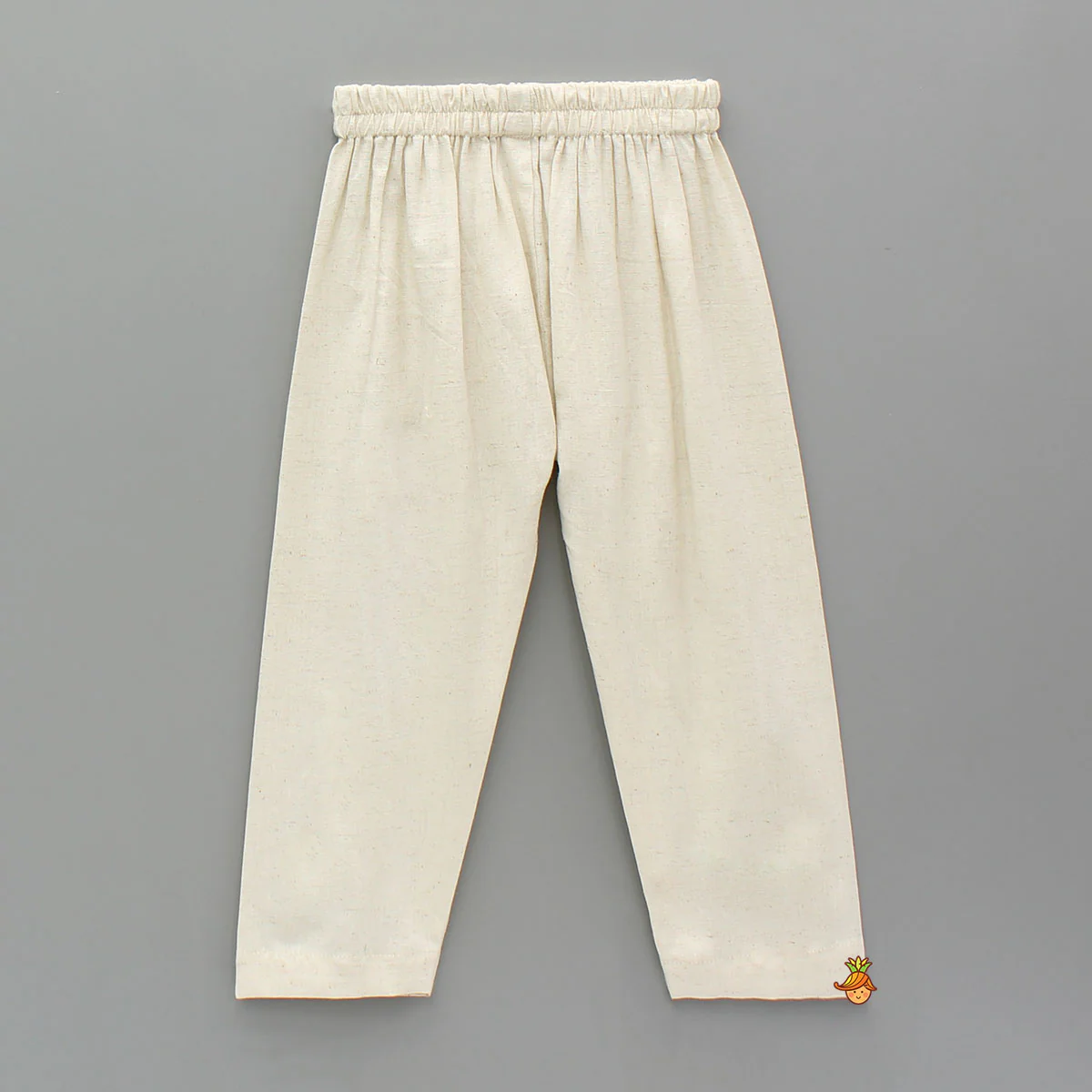 Off White Pintuck Embroidered Kurta With Pyjama - Image 4