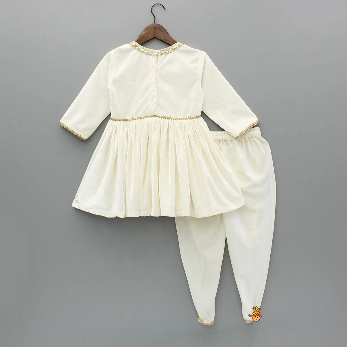 Off White Velvet Lace Detailed Kurti And Tulip Dhoti With Net Dupatta - Image 2