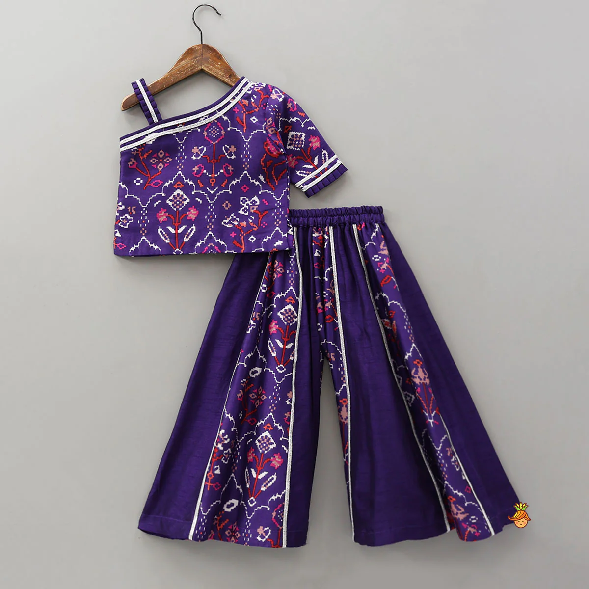 One-Shoulder Top With Matching Palazzo - Image 2