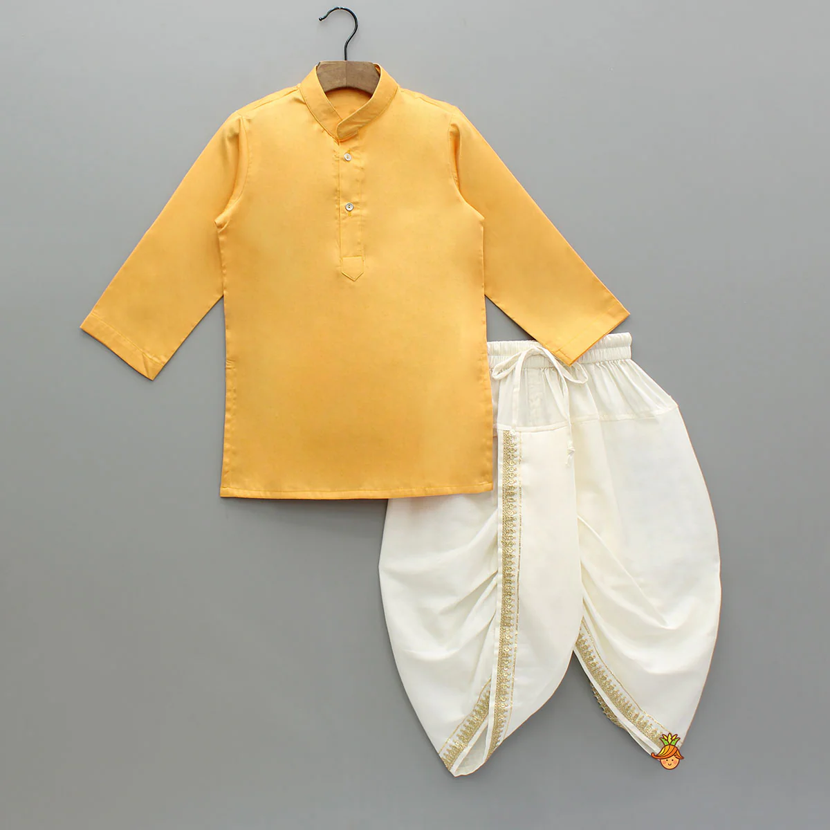 Orange Ethnic Kurta With Lace Embroidered Sleeveless Jacket And Dhoti - Image 3