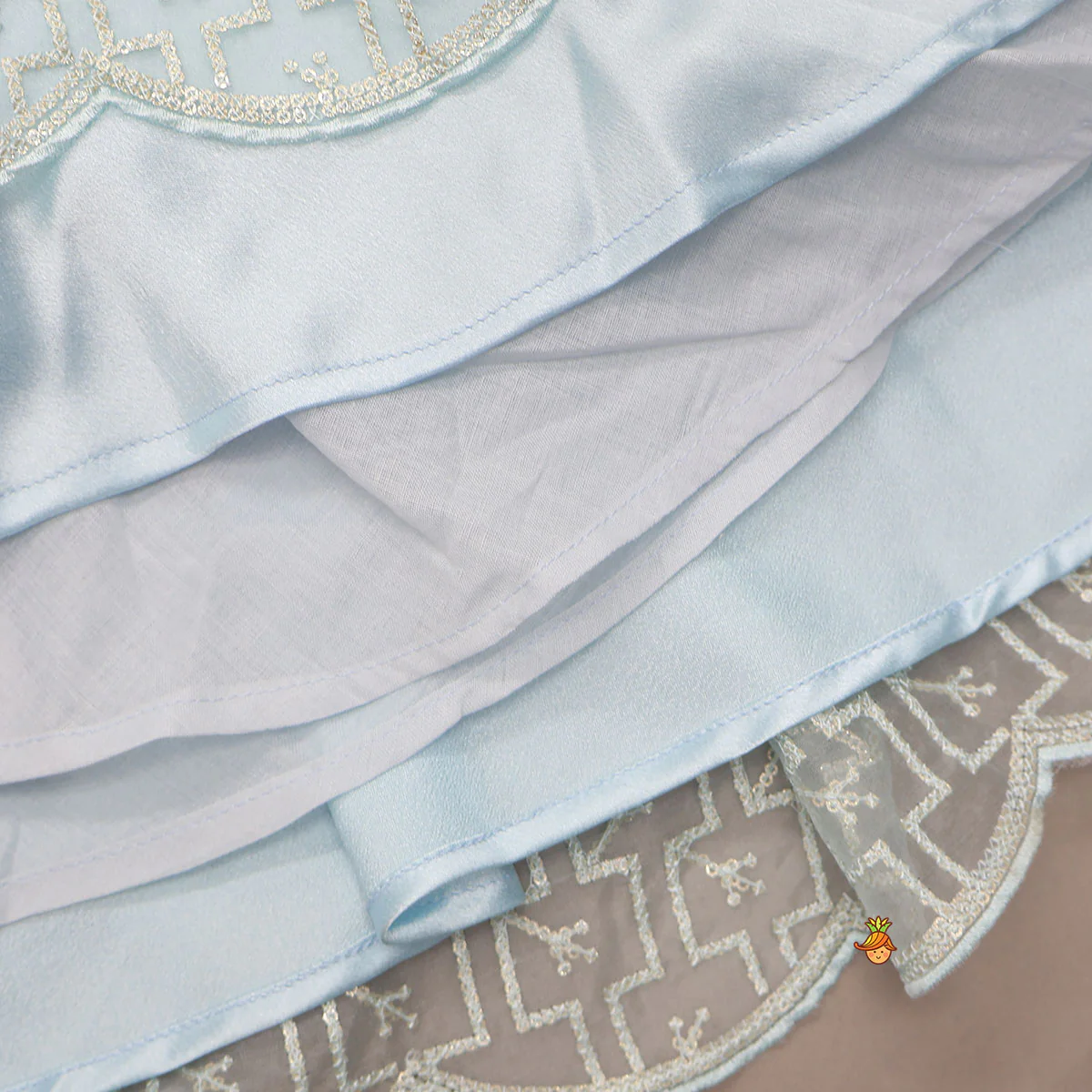 Organza Crop Top And Lehenga With Bow Hair Clip - Image 7