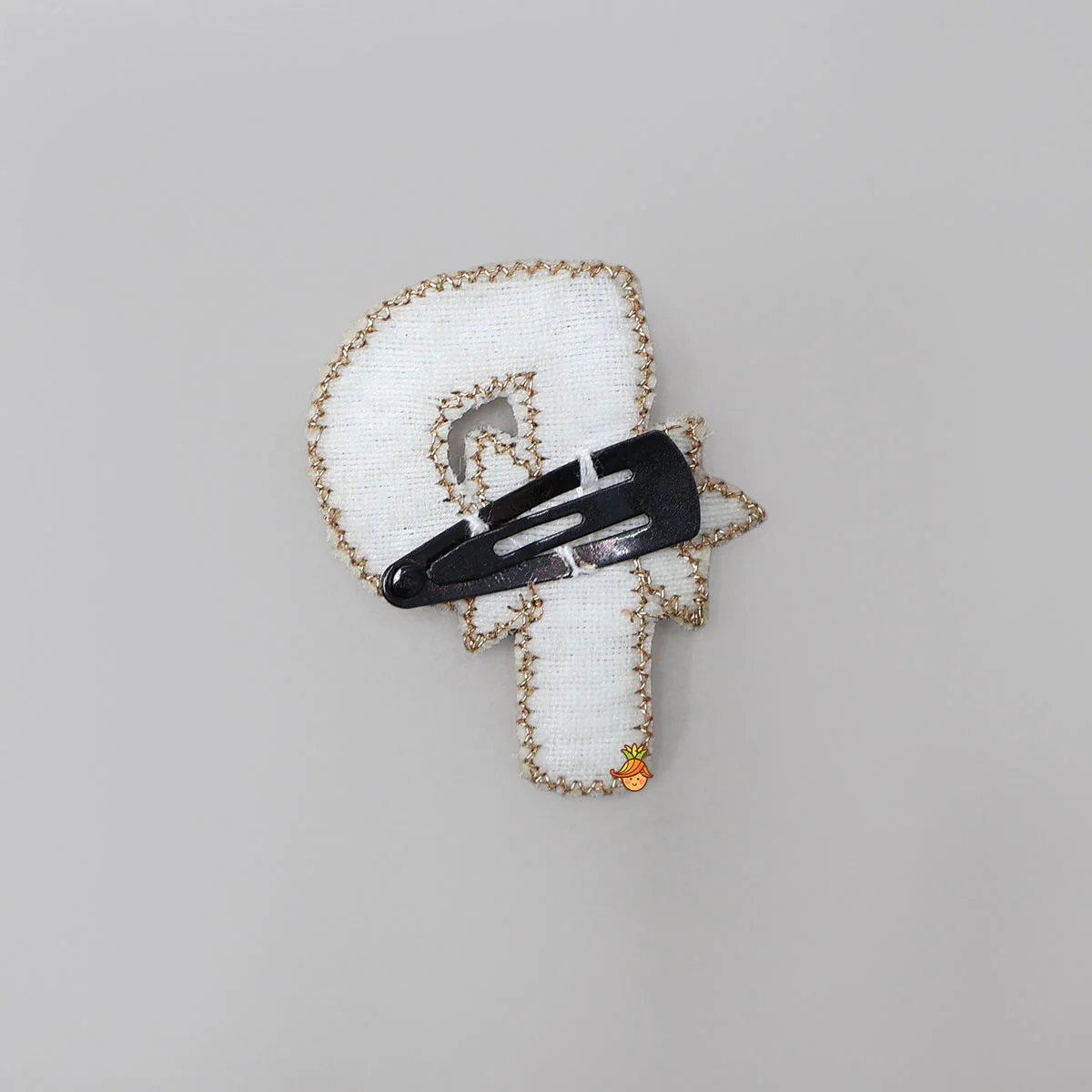 P Alphabet Hair Clip - Image 2