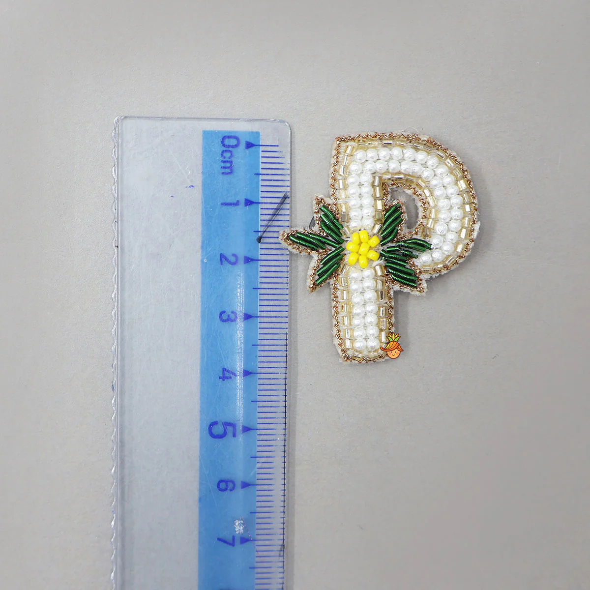 P Alphabet Hair Clip - Image 5