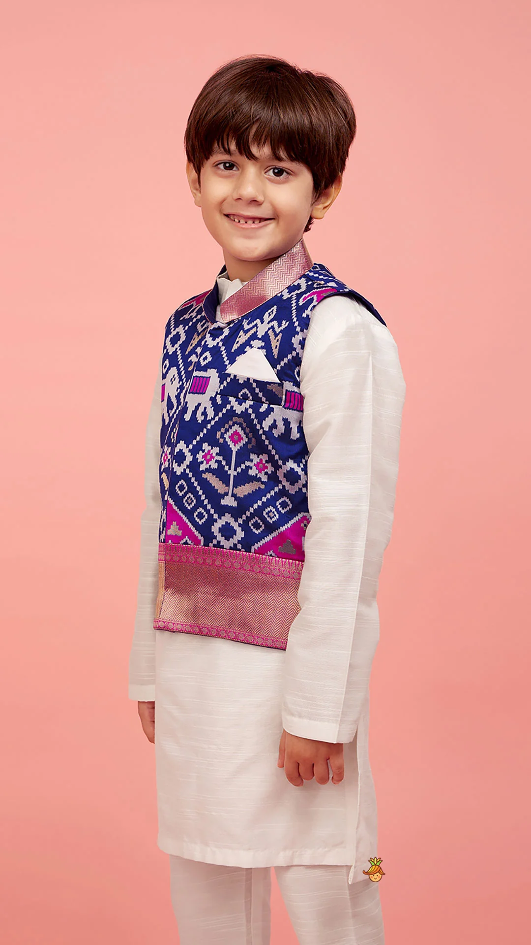 Patola Printed Royal Blue Jacket With Kurta And Pyjama - Image 5