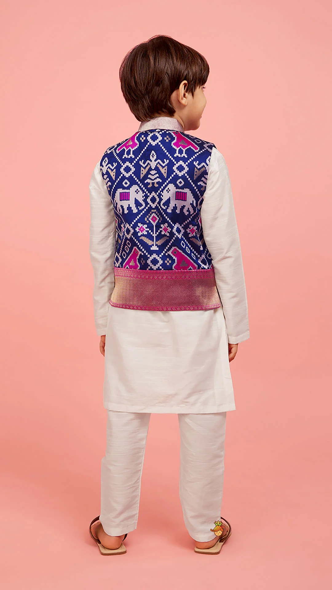 Patola Printed Royal Blue Jacket With Kurta And Pyjama - Image 6
