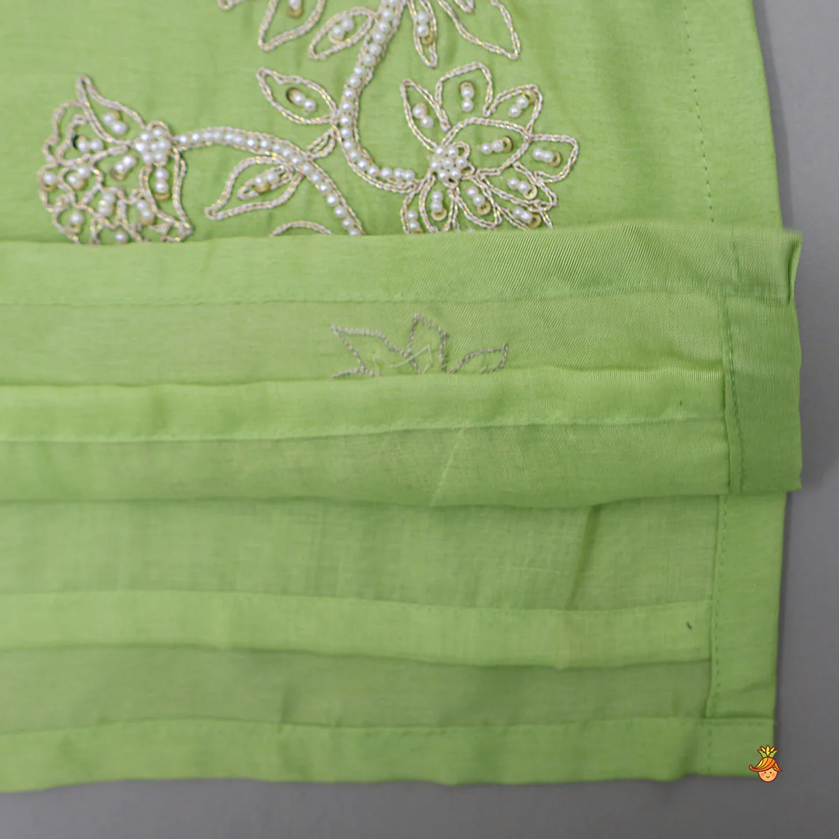 Pin Tuck Detail Kurta And Pyjama - Image 5