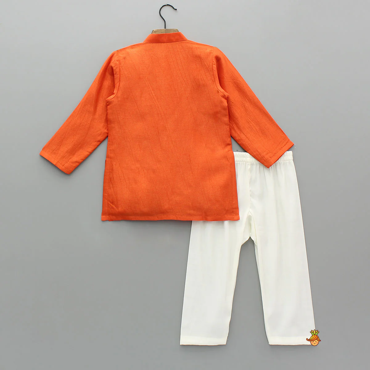 Pin Tuck Detail Kurta And Pyjama - Image 2