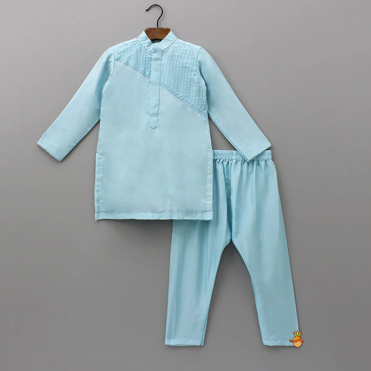 Pin Tuck Kurta With Floral Embroidered Jacket And Pyjama - Image 3