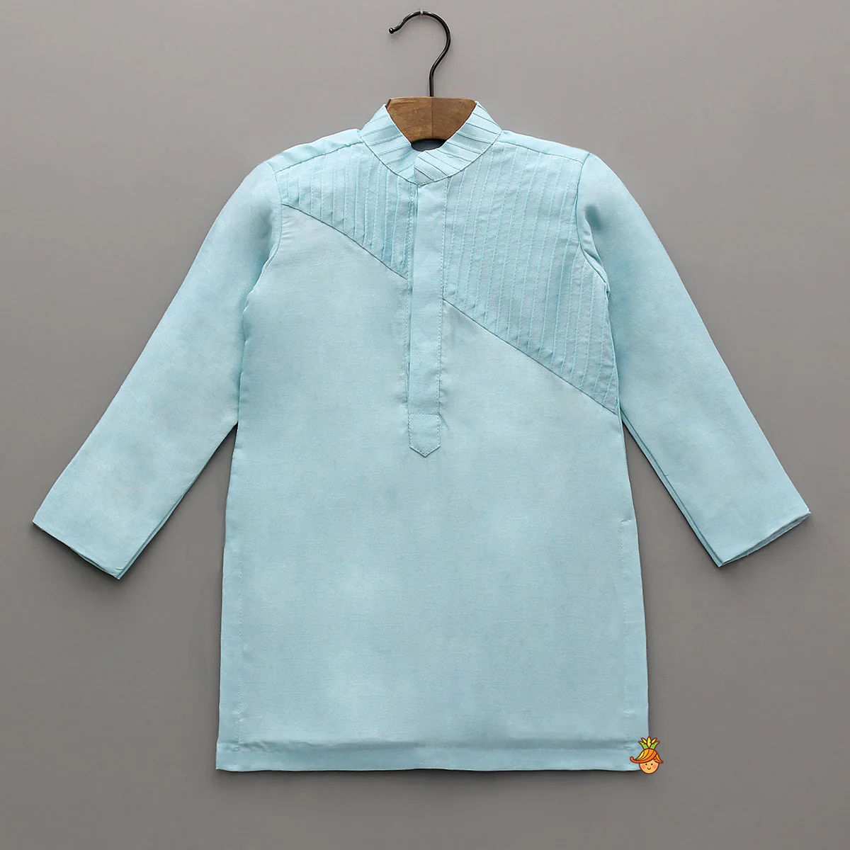 Pin Tuck Kurta With Floral Embroidered Jacket And Pyjama - Image 4