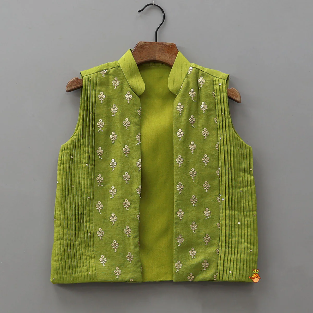 Pin-Tuck Kurta With Open Jacket And Pyjama - Image 6