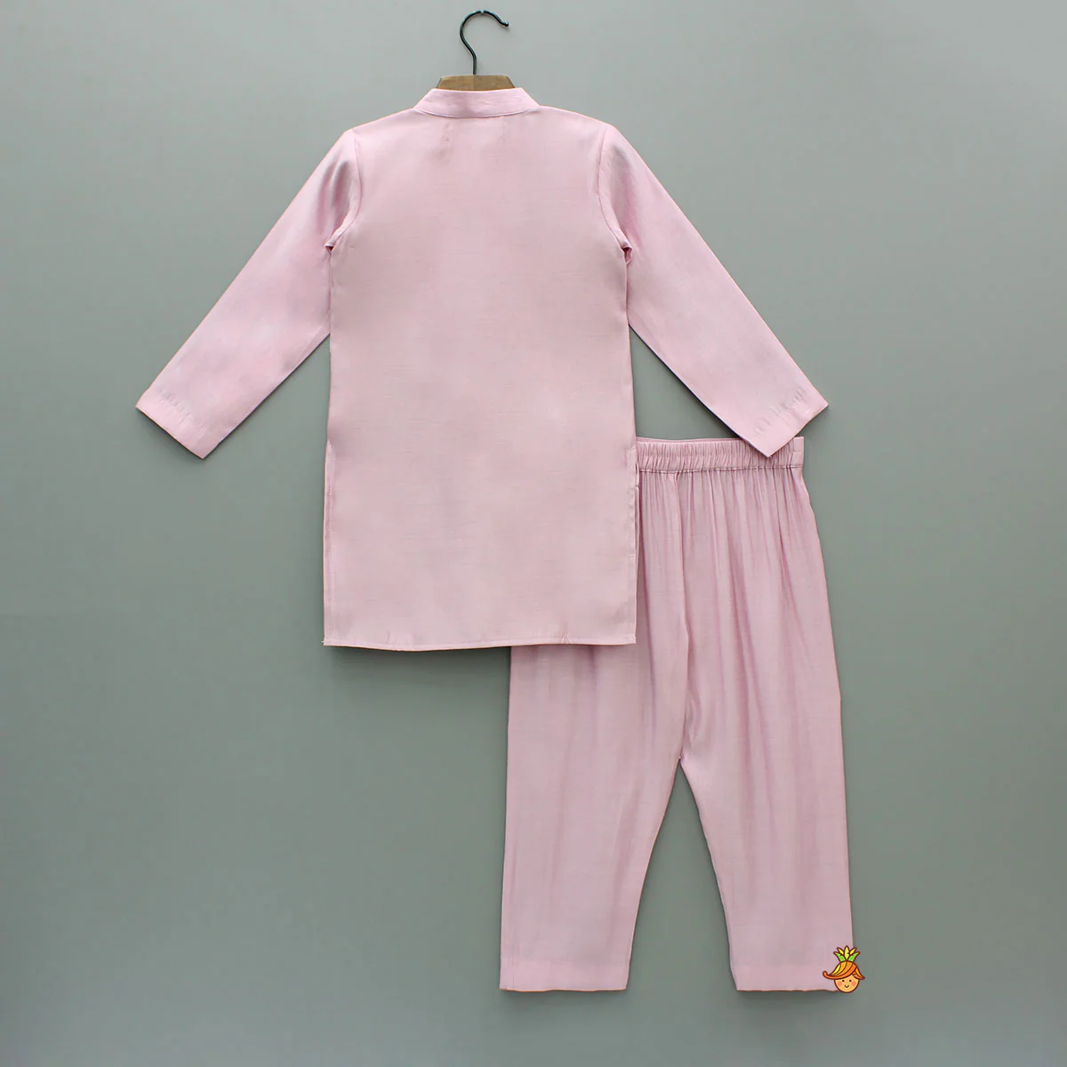 Pink Kurta With Embroidered Flower Applique And Pant - Image 2