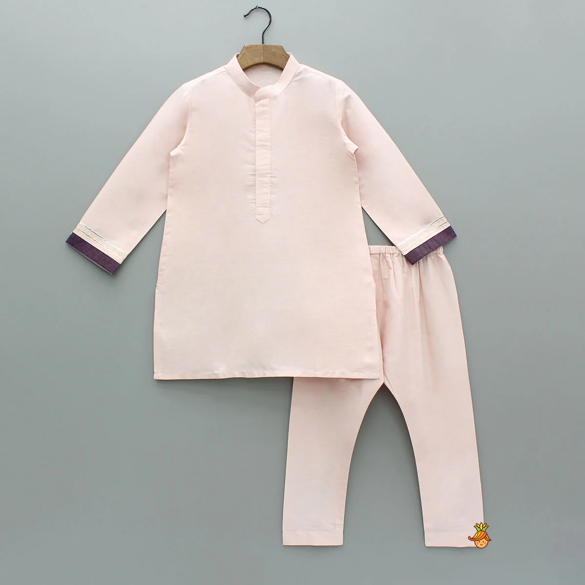Pink Kurta With Side-Knot Detailed Shimmer Jacket And Pyjama - Image 3