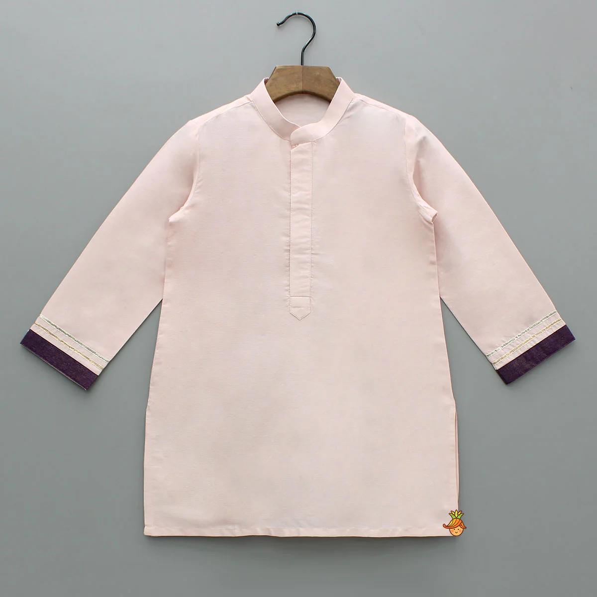 Pink Kurta With Side-Knot Detailed Shimmer Jacket And Pyjama - Image 4