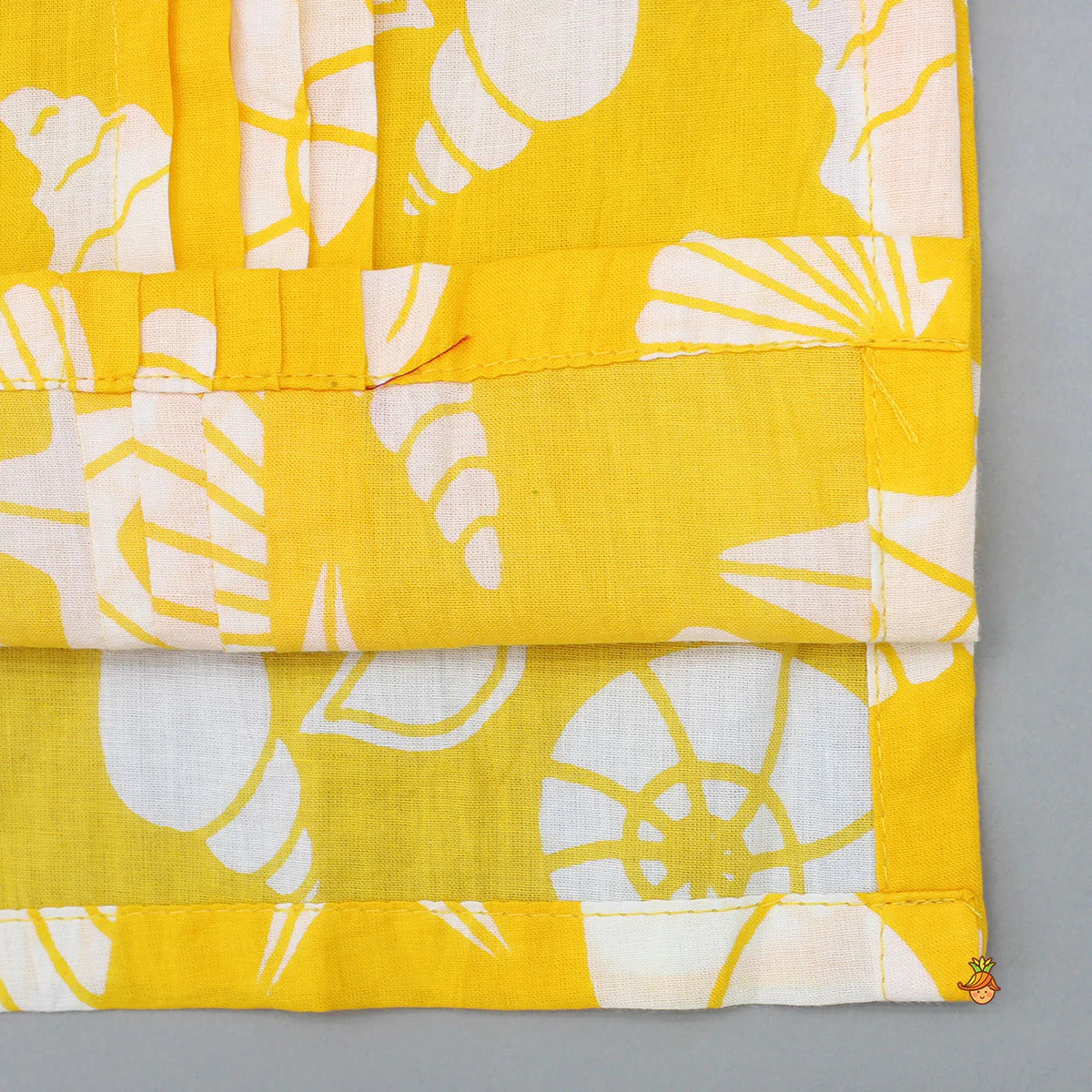 Pintuck Detailed Yellow Printed Kurta With Pyjama - Image 5