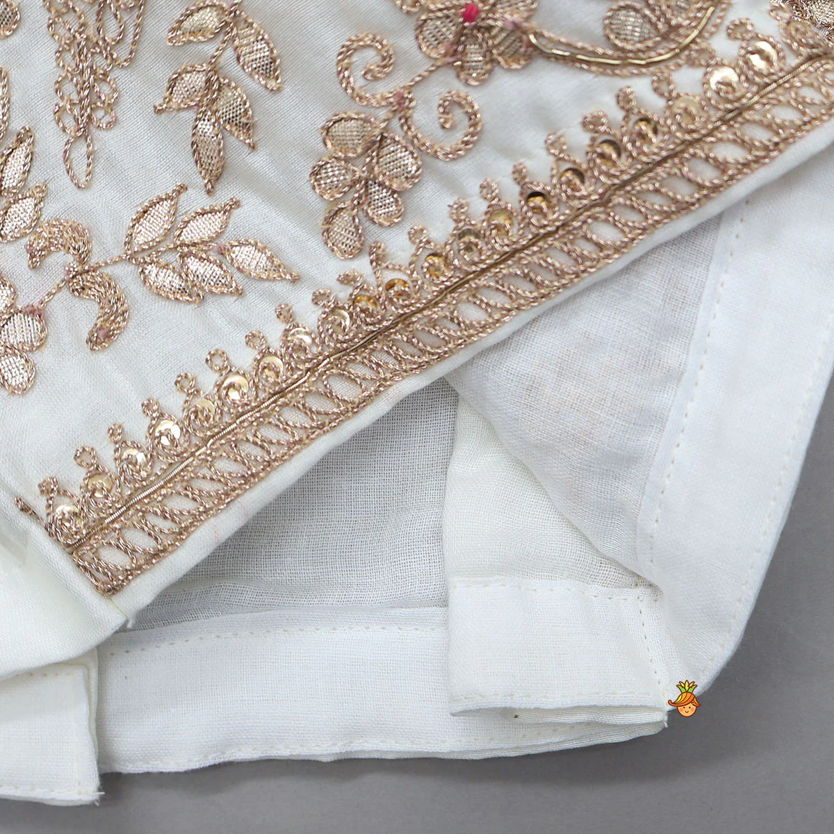 Pleated Neckline Heavily Embroidered Top With Lehenga - Image 5