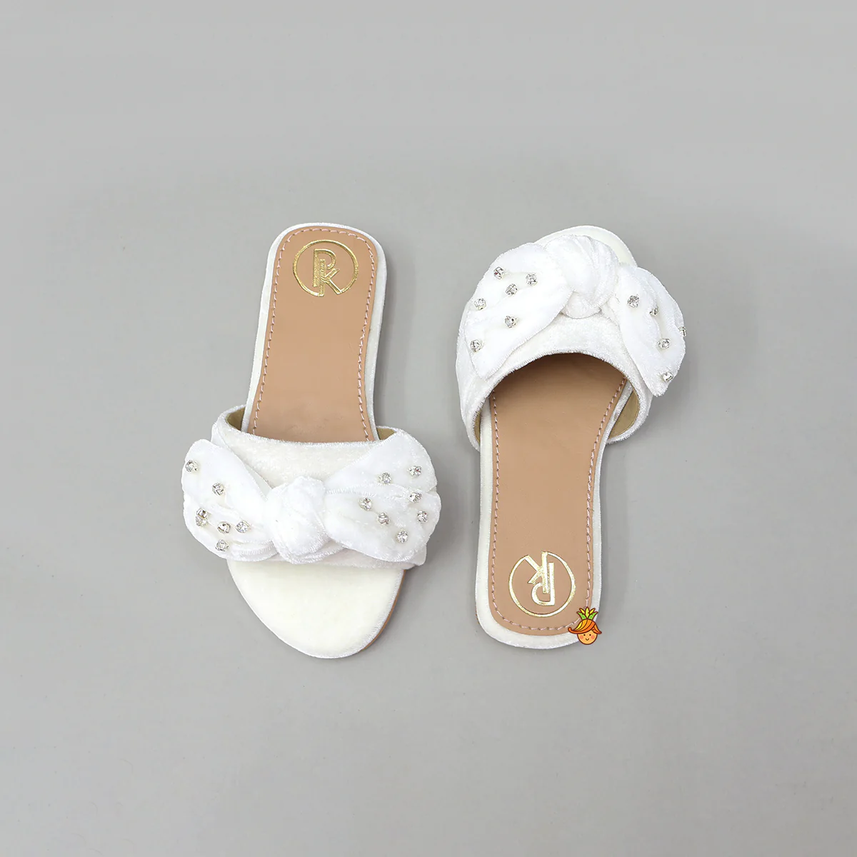 Pretty Bow Adorned Embellished Velvet Flats - Image 3