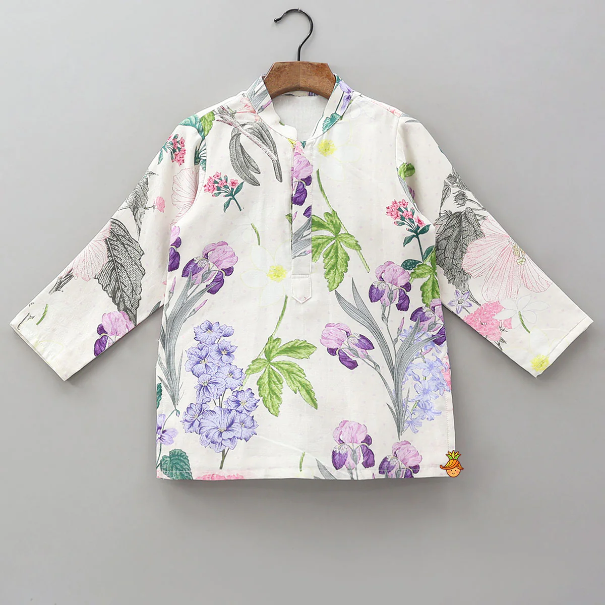Printed Kurta With Checked Detailed Jacket And Pyjama - Image 4