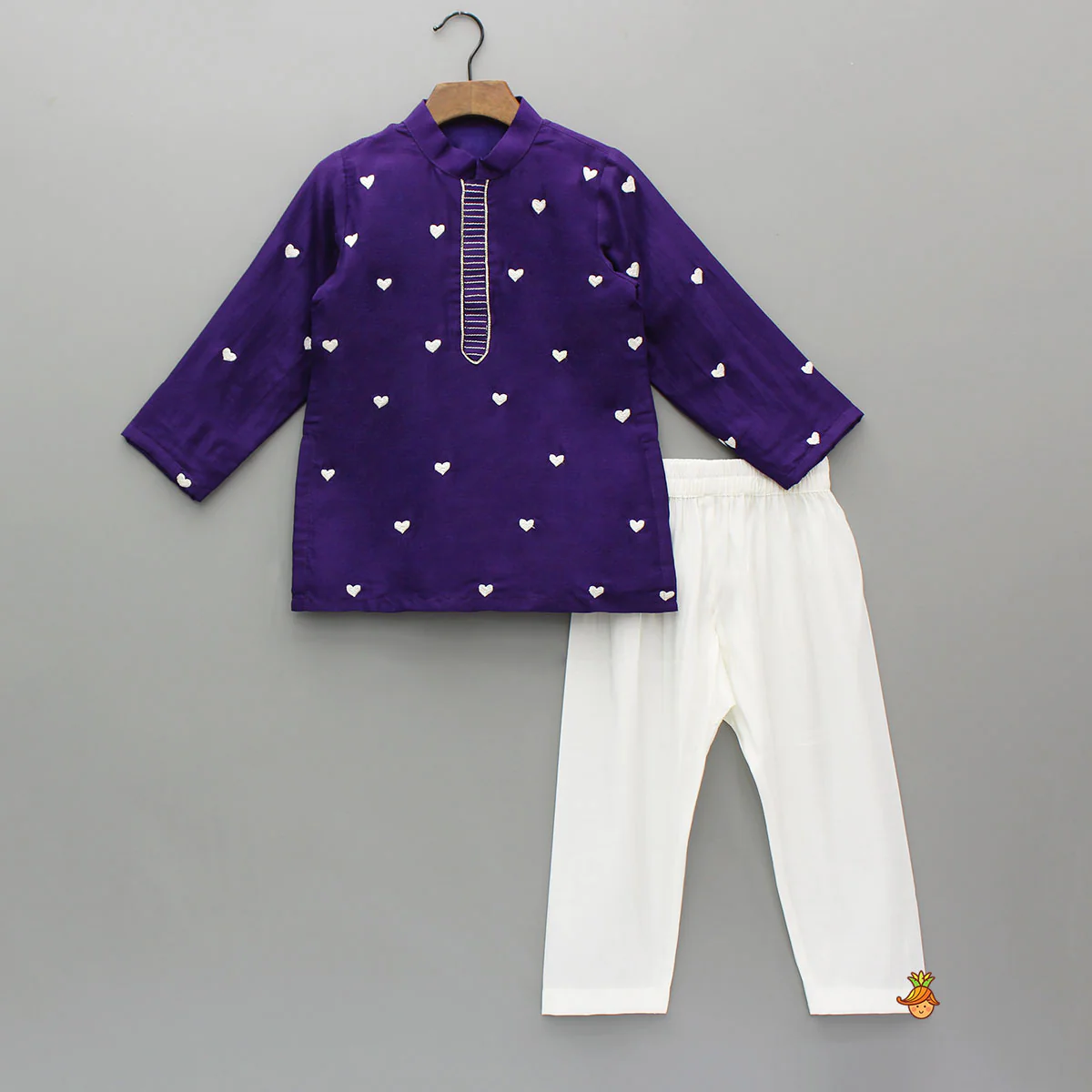 Purple Thread Embroidered Kurta With Off White Pyjama