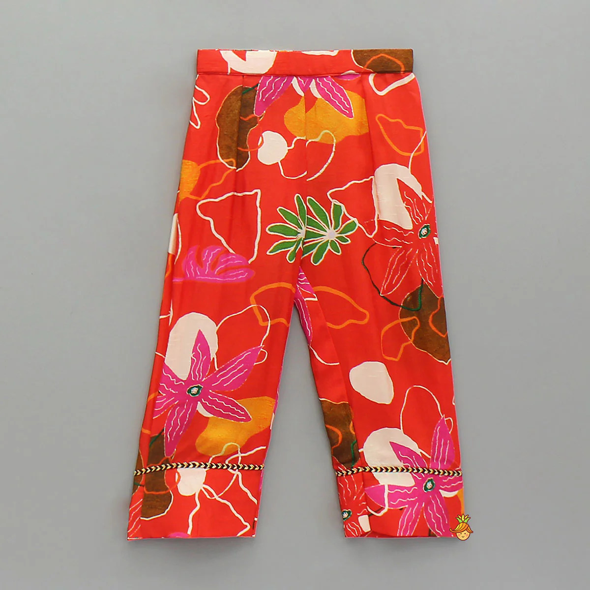 Red Floral Printed Sleeveless Kurti With Matching Pants - Image 4