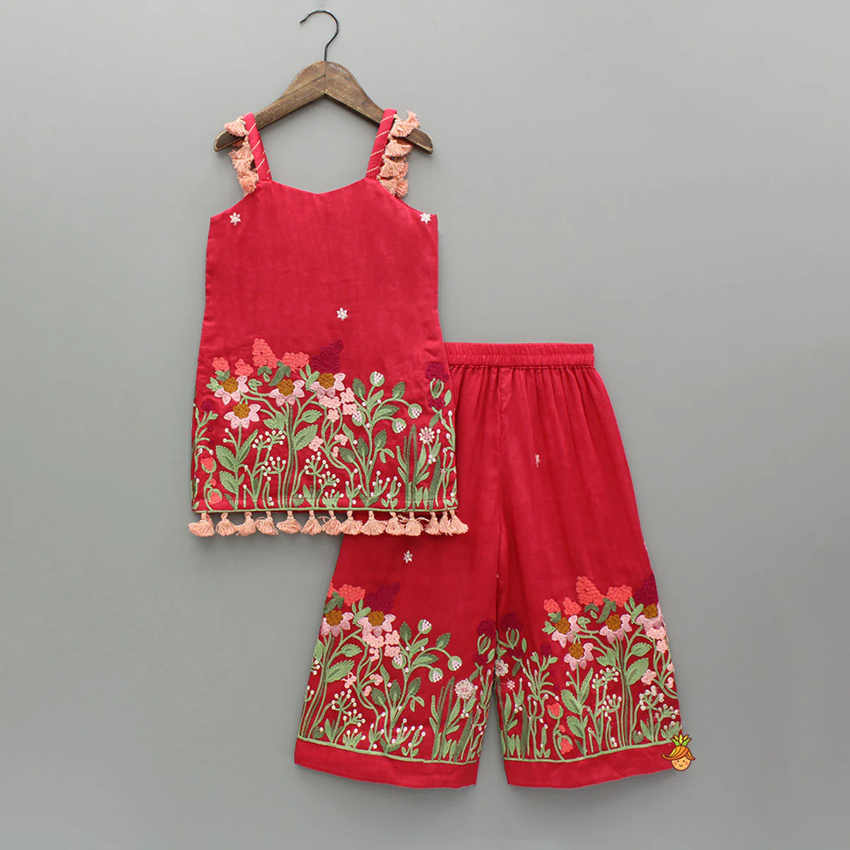 Red Sleeveless Floral Embroidered Kurti With Palazzo And Dupatta - Image 3