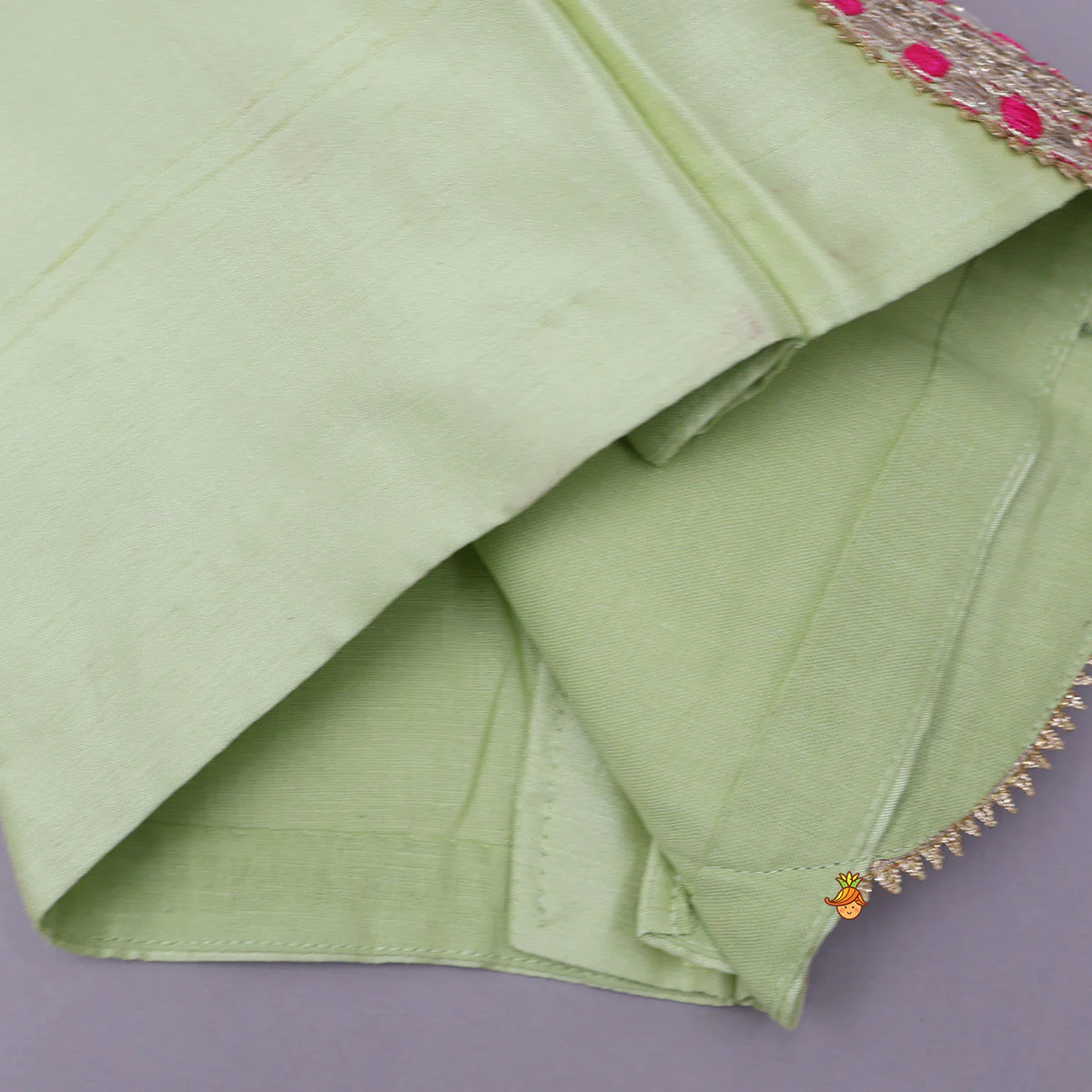 Round Neck Sleeveless Pretty Top And Lehenga - Image 5