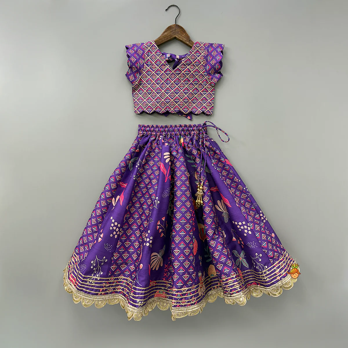 Scalloped Hem V Neck Purple Top And Lehenga With Matching Hair Band - Image 3