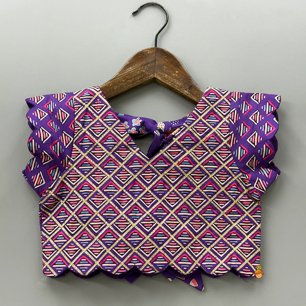 Scalloped Hem V Neck Purple Top And Lehenga With Matching Hair Band - Image 4