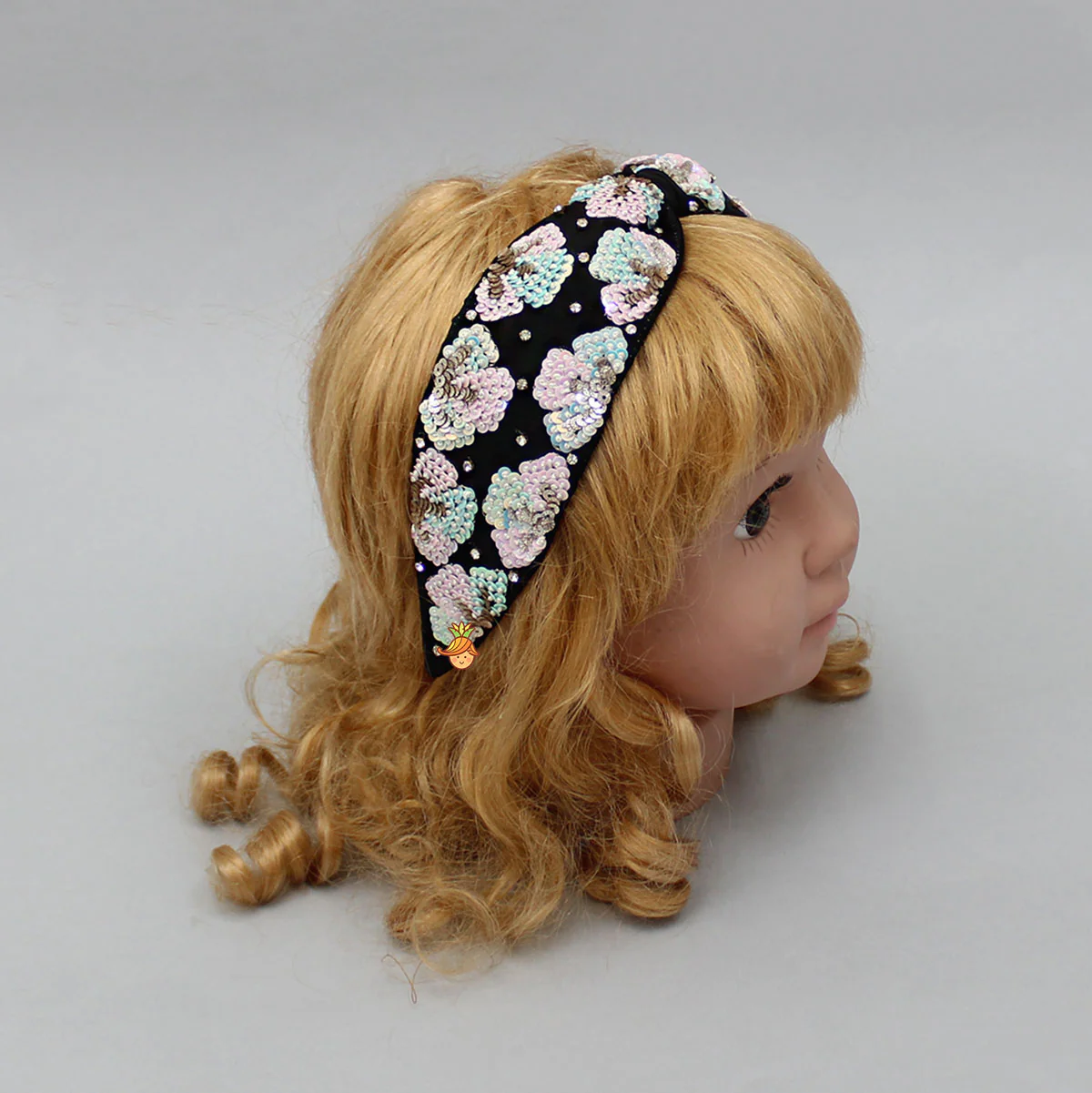 Sequin Embroidered Black Hairband - Image 4