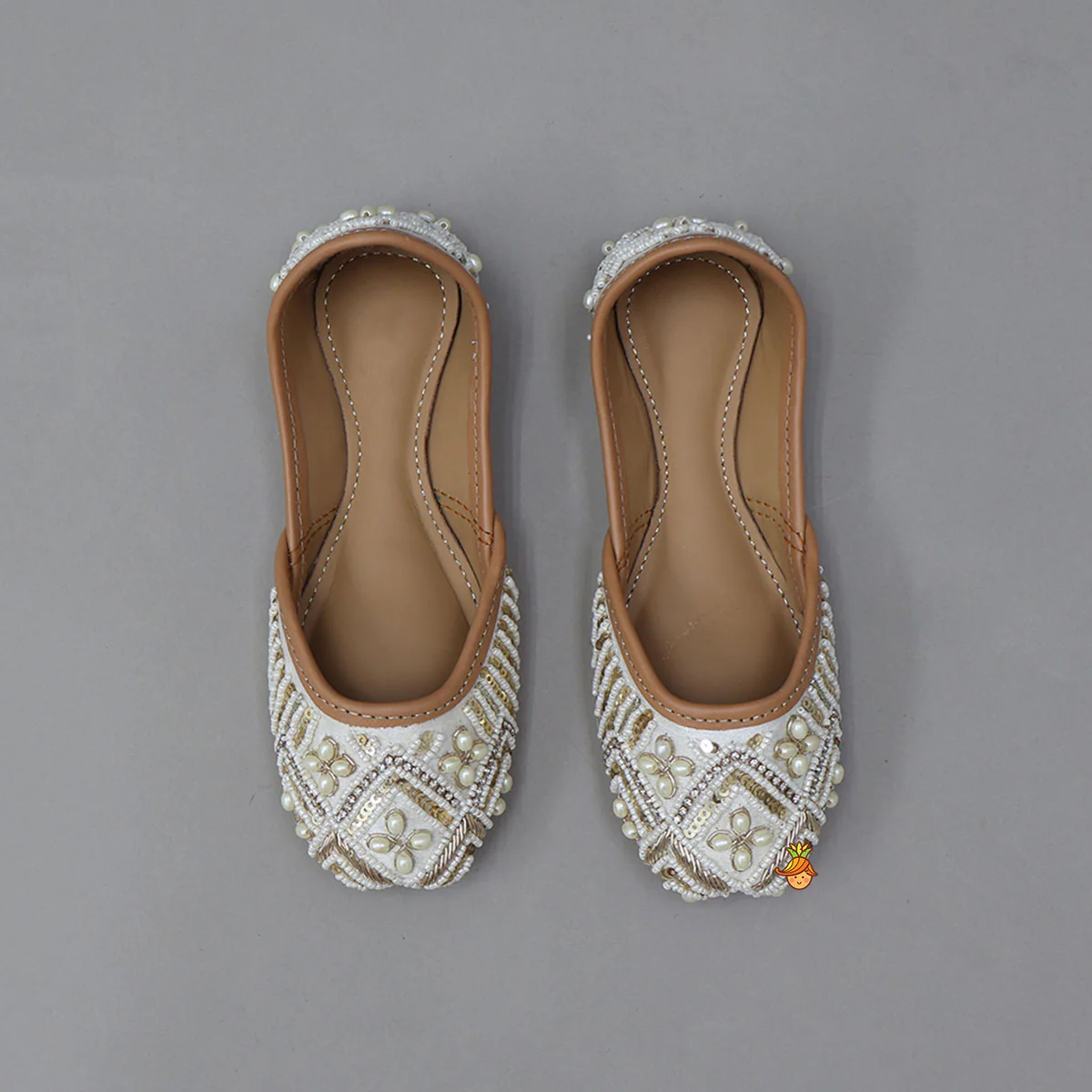 Sequins And Beads Embroidered Flat Jutti - Image 3