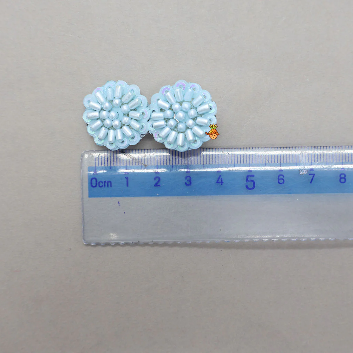 Sequins And Beads Work Hair Clips - Set Of 2 - Image 9