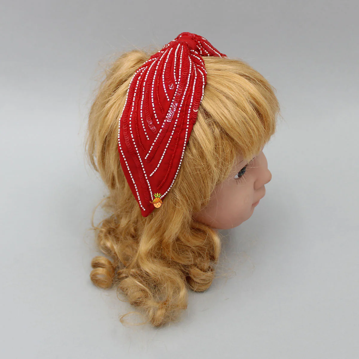 Sequins And Cut Dana Embroidered Elegant Red Hair Band - Image 4