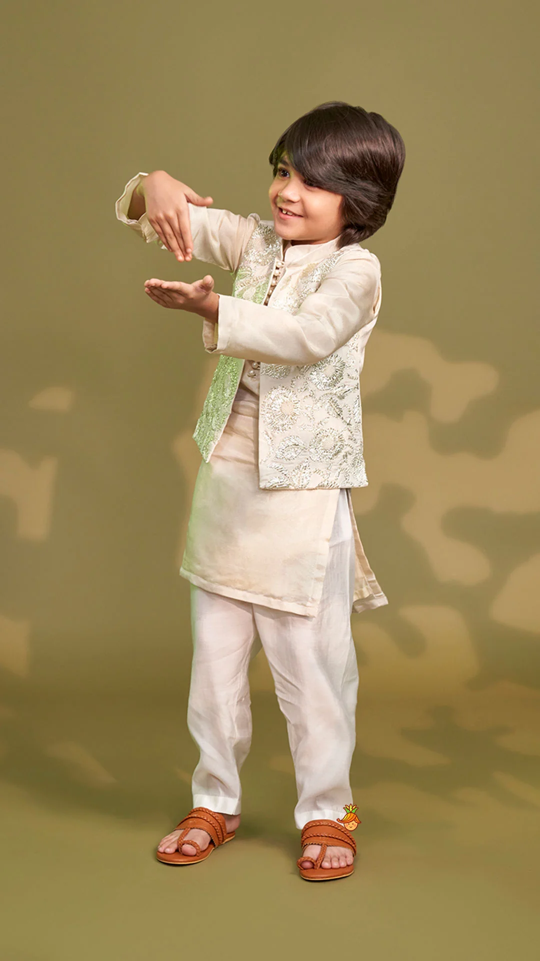 Shimmery Kurta With Front Open Gota Embroidered Jacket And Pyjama - Image 6
