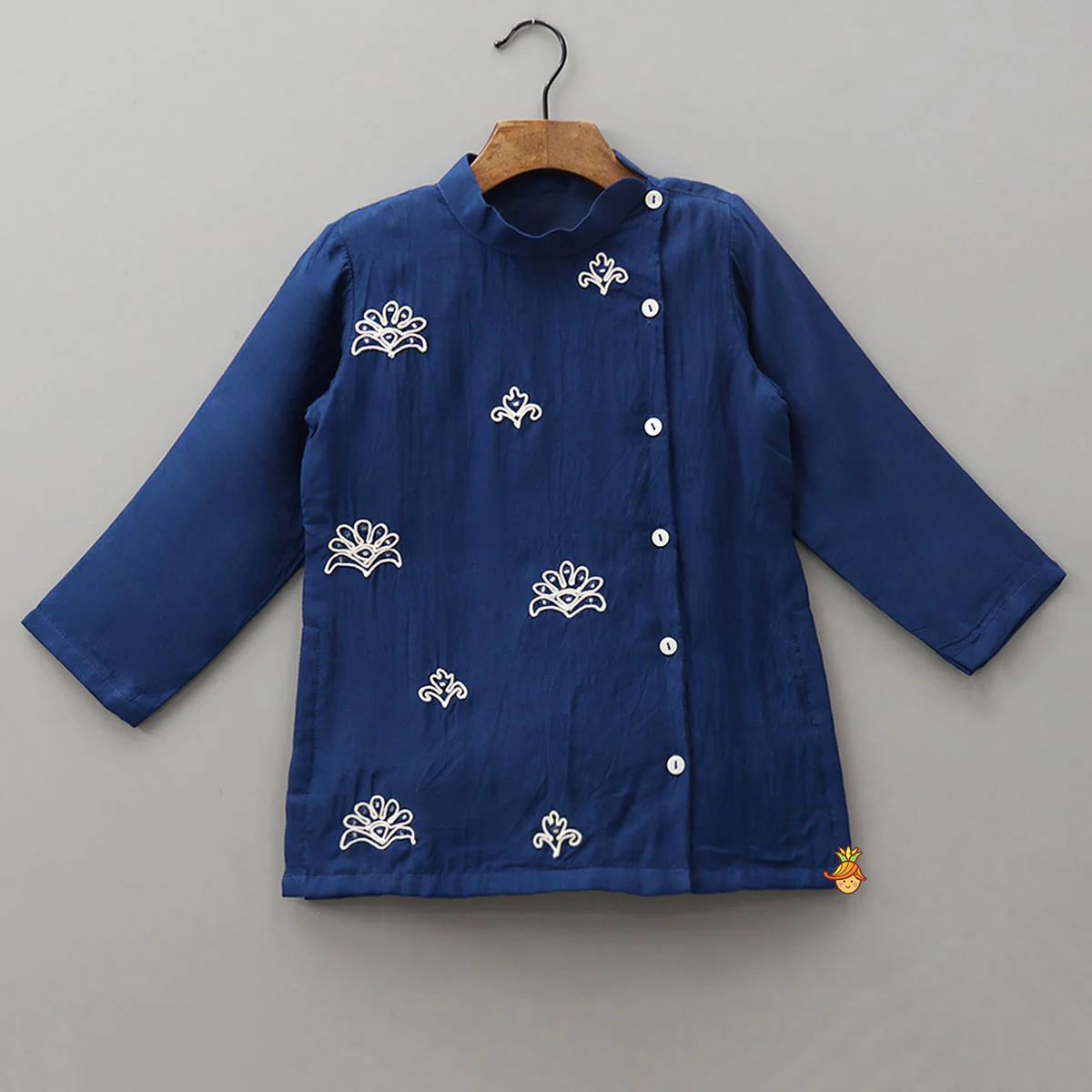 Side Button Detail Kurta With Pyjama - Image 3