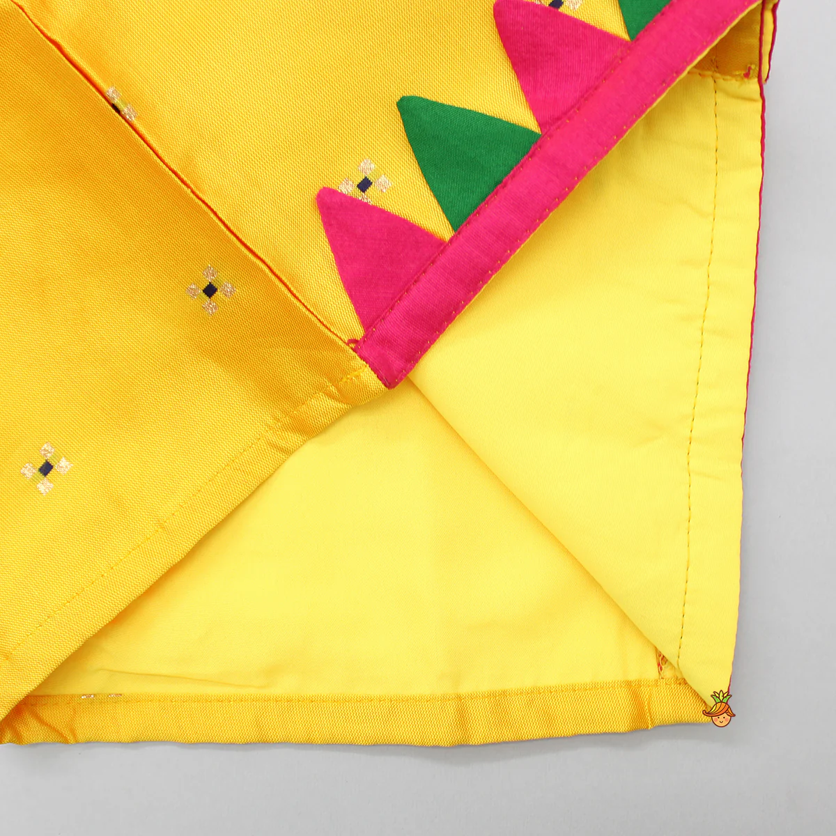 Sleeveless Yellow Top And Palazzo - Image 5