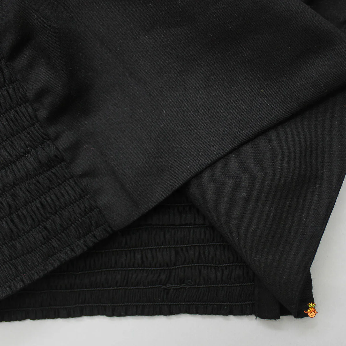 Smocked Back Stylish Sleeves Black Top And Fringes Skirt With Knot Detail Hair Band - Image 6