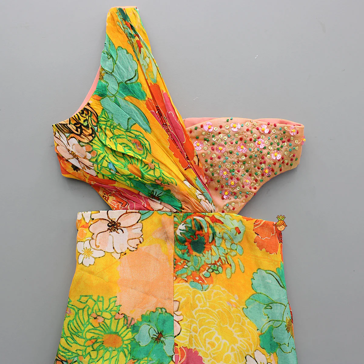 Stunning Floral Printed Bead Detailed One Shoulder Jumpsuit - Image 3