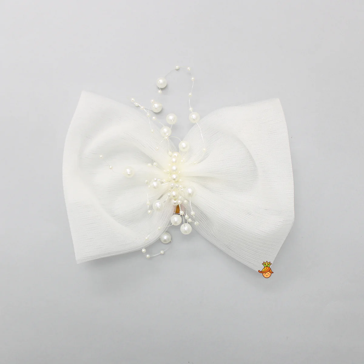 Stylish Off White Trail Dress With Bowie Pearl String Hair Clip - Image 6