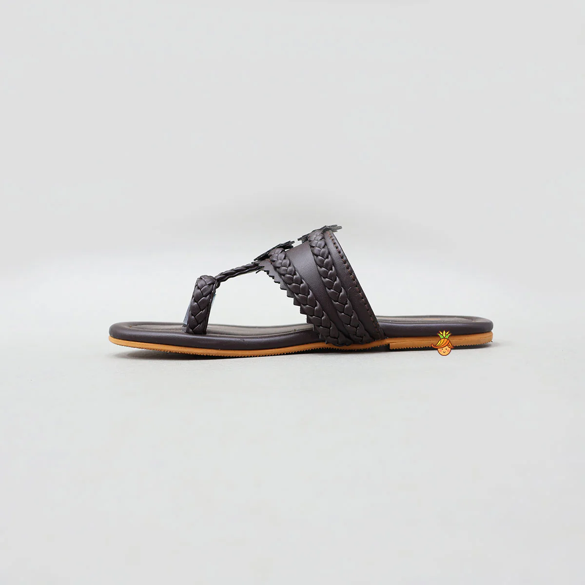 Stylish Toe-Ring Kolhapuri Flats With Braided Detailing - Image 5