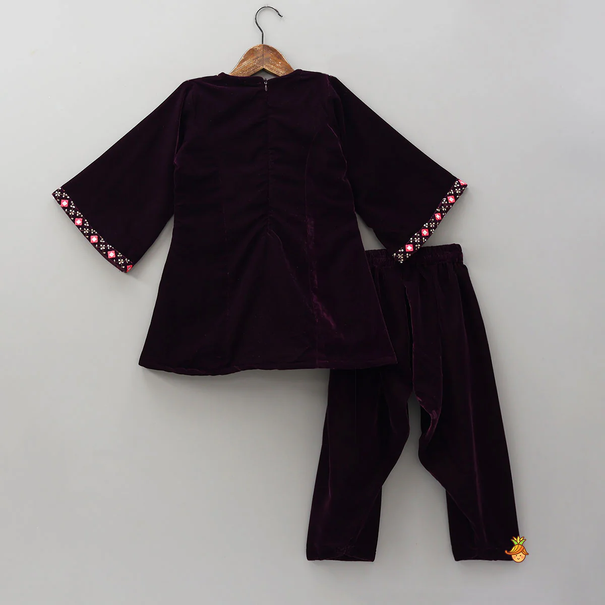Stylish Velvet Kurti With Salwar And Dupatta - Image 2