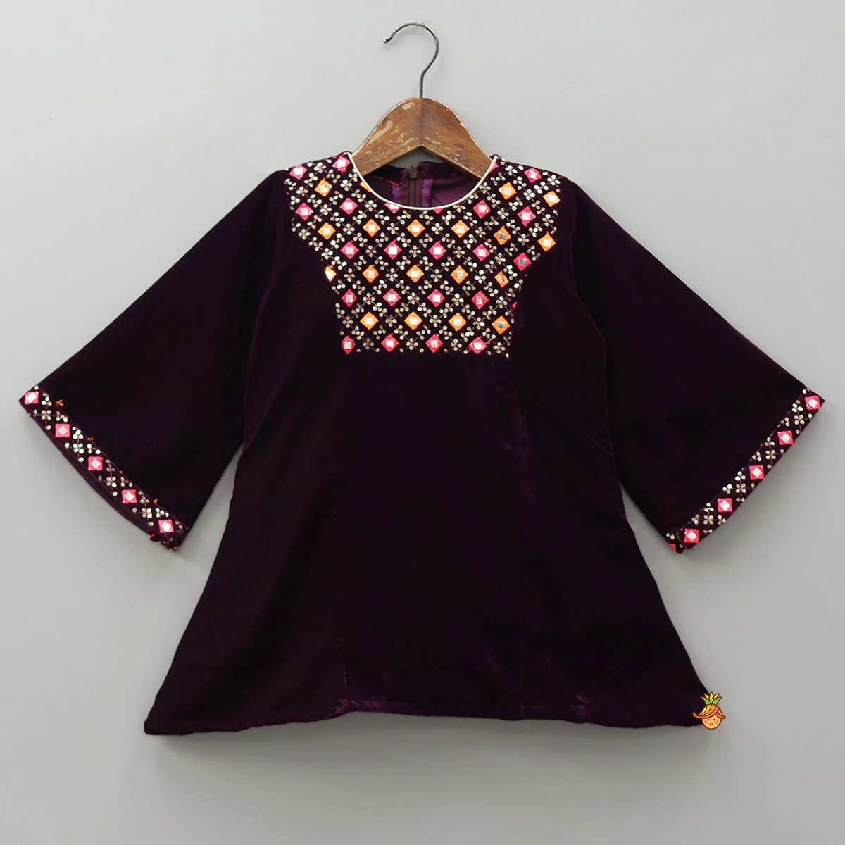 Stylish Velvet Kurti With Salwar And Dupatta - Image 4