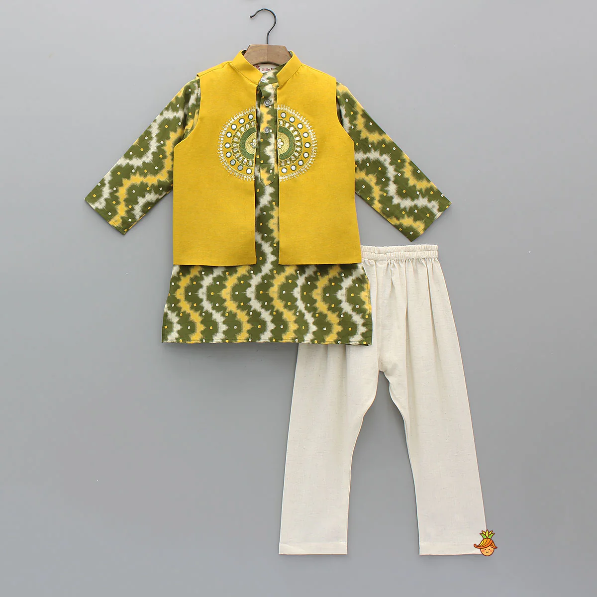 Tie-Dye Effect Printed Kurta With Embroidered Jacket And Churidar